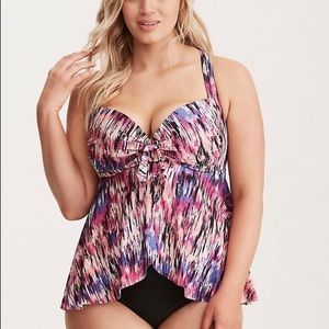 Torrid size 4 swim top. Worn only once.